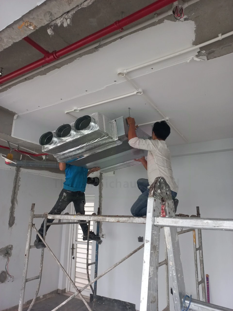 Lắp đặt máy lạnh multi Daikin cho chung cư Happy Valley - Lắp đặt dàn lạnh